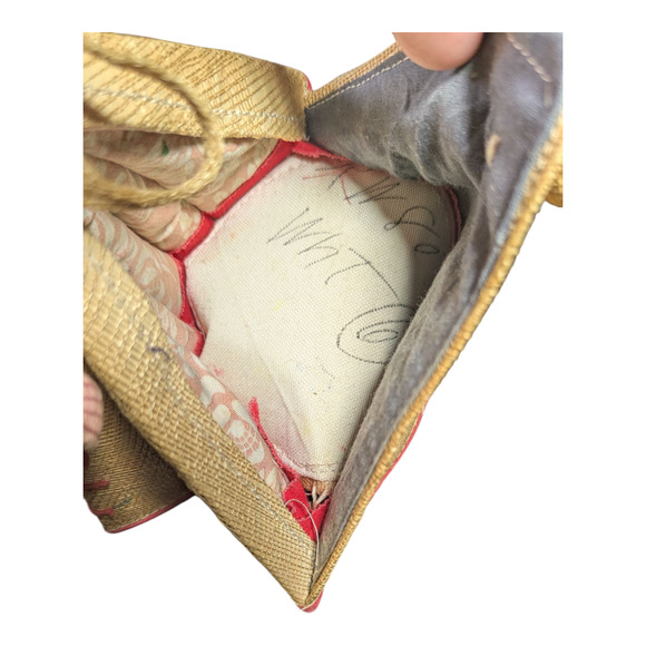 Vintage - Novelty Straw Doll -- Collectable - Picture 8 of 9